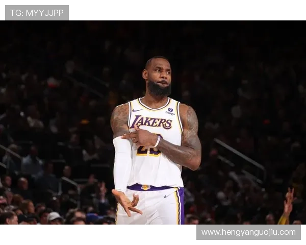 詹姆斯迎来生涯新高助攻纪录 湖人全力争夺季后赛席位